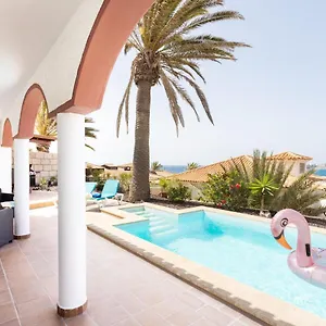 Casa Platano - Private Pool - Ocean View - Bbq - Garden - Terrace - Free Wifi - Child & Pet-friendly - 4 Bedrooms - 8 People Villa